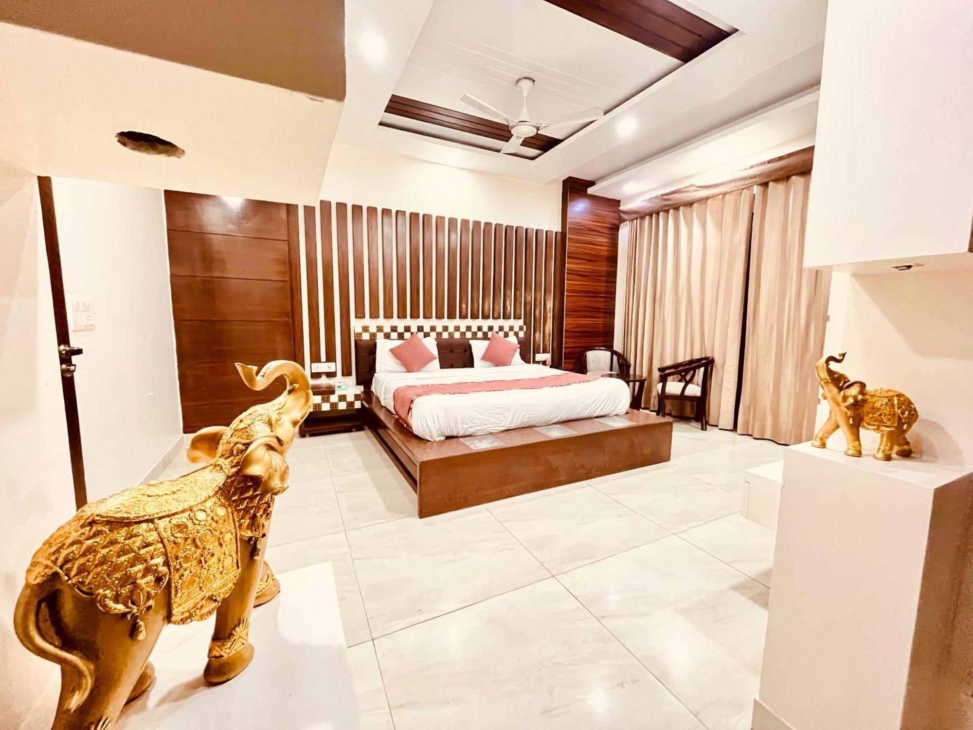South Inn - Green Park Near Hauz Khas South Delhi Nové Dillí Exteriér fotografie